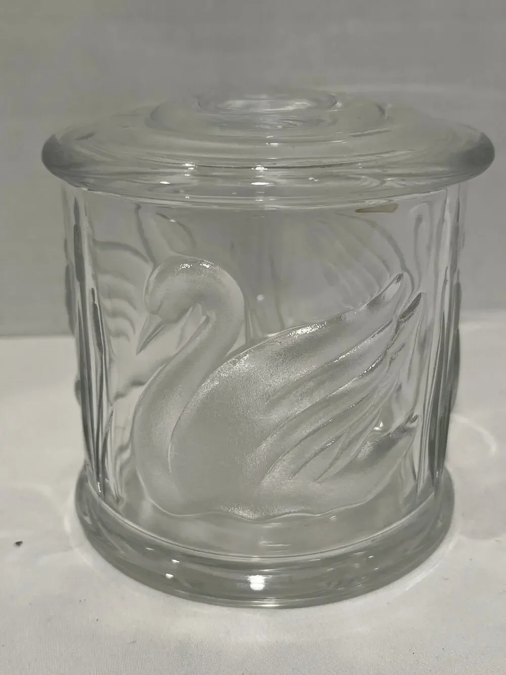 Teleflora Gloria Vanderbilt Swan Glass Jar Lid Made France 4